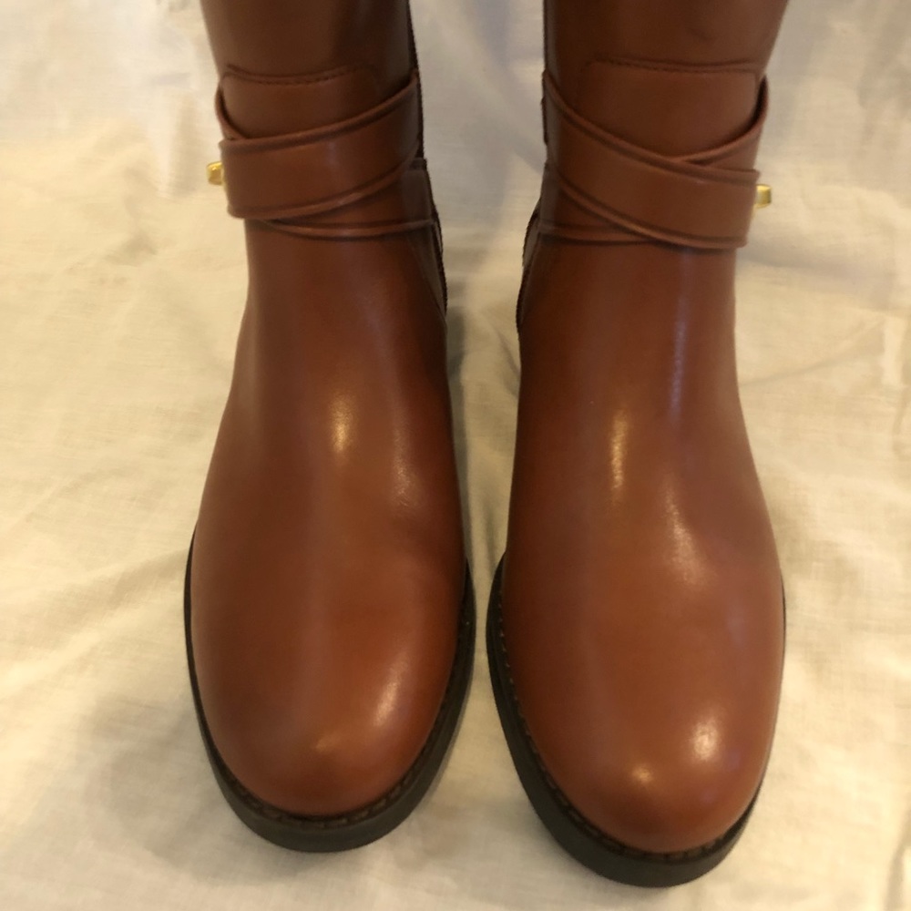 Gorgeous New Coach Boots - Picture 5 of 8